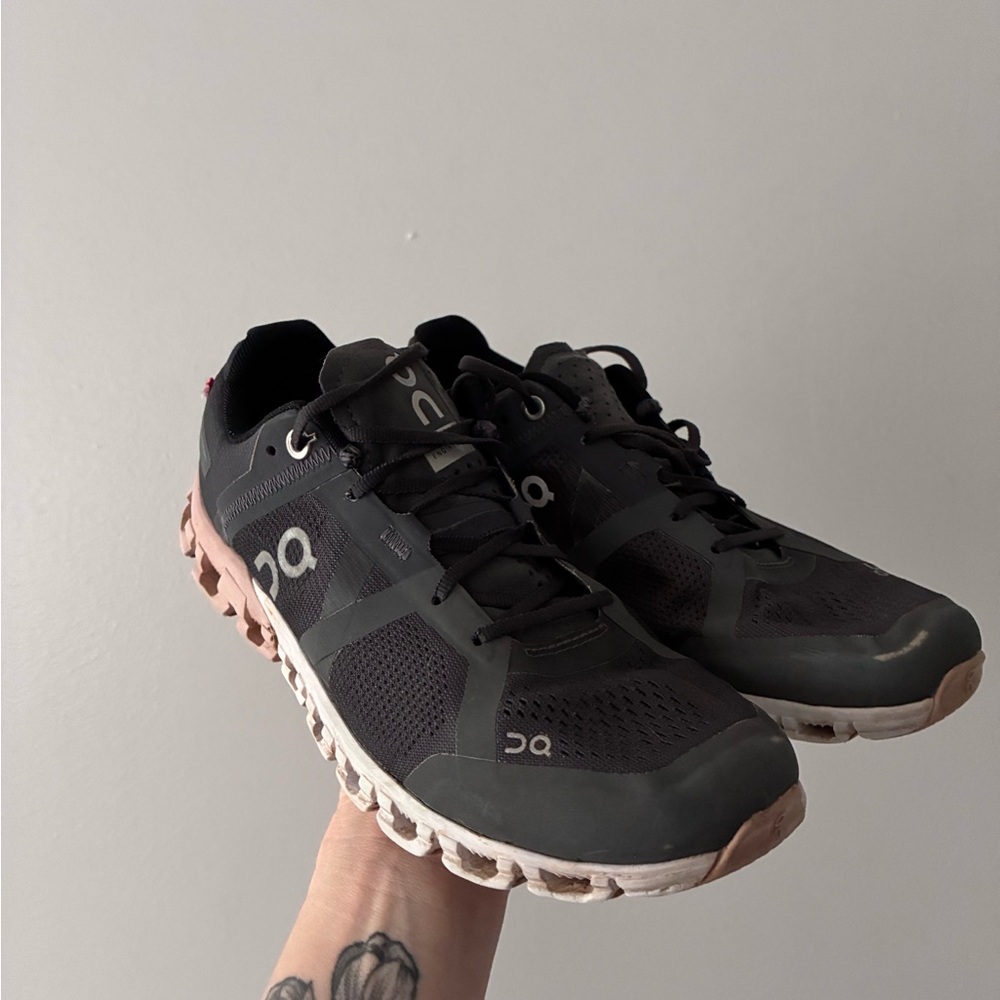 On Running women’s Black Athletic Shoes